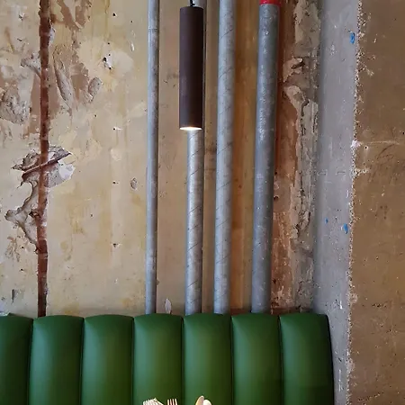 Upstairs 3* Oostende