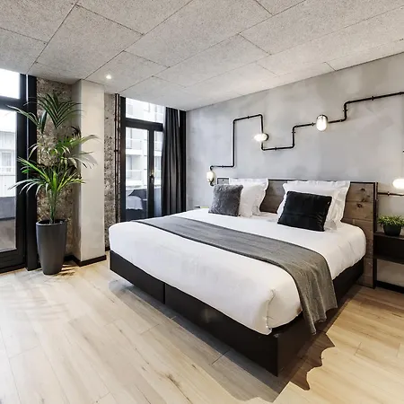 Upstairs 3* أوستيند