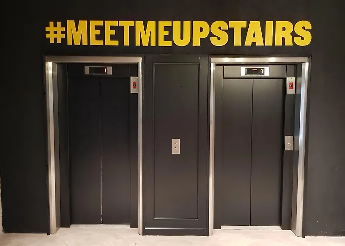 Hotel Upstairs Ostend