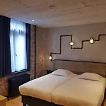 Upstairs 3* Остенде